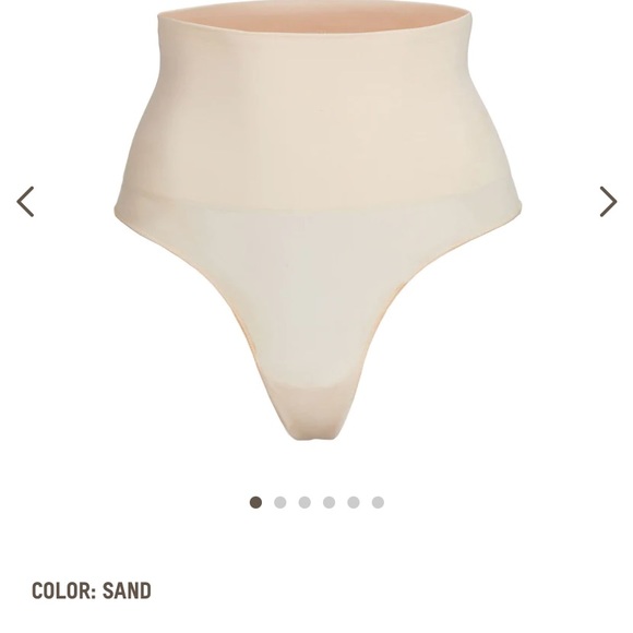 Skims core control thong -new in box
Some
Boxes damaged when delivered - Picture 10 of 15